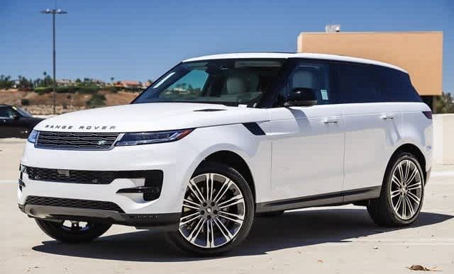 Range Rover Sport SE vs Range Rover SE